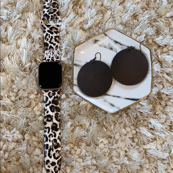 Large Wooden Circle Dangle Earrings - Picture 3 of 3